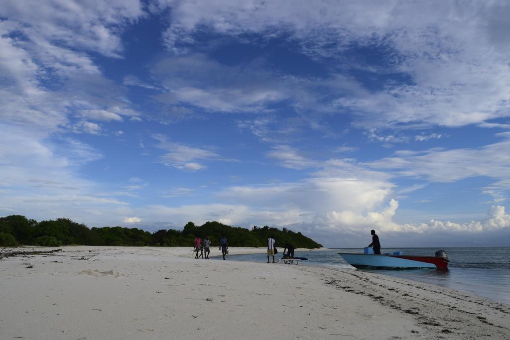 Alvi Star Inn Thulhaadhoo ภายนอก รูปภาพ